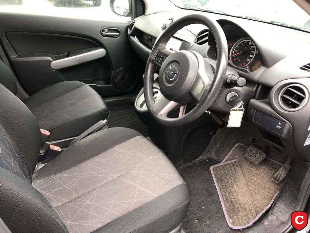2011 Volkswagen Polo — photo 3