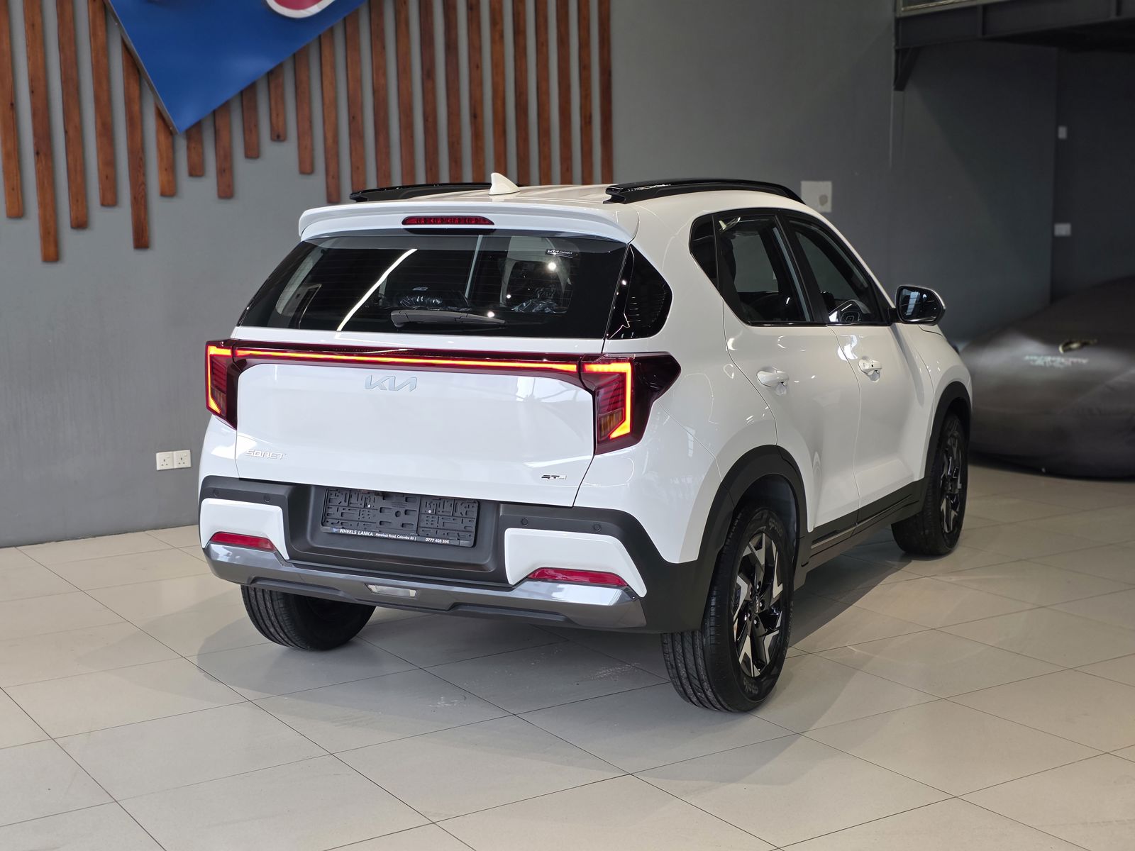 2026 Kia Sonet GTX Plus — photo 13
