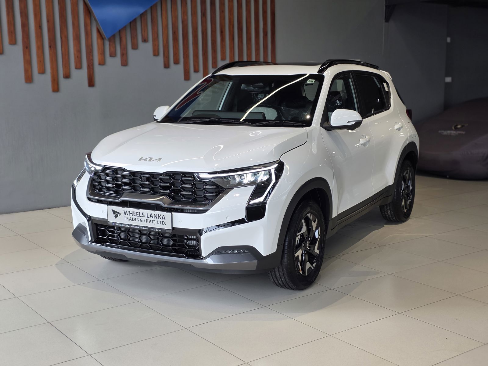 2026 Kia Sonet GTX Plus — photo 3