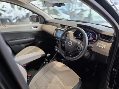 Nissan Gravite Tekna Plus