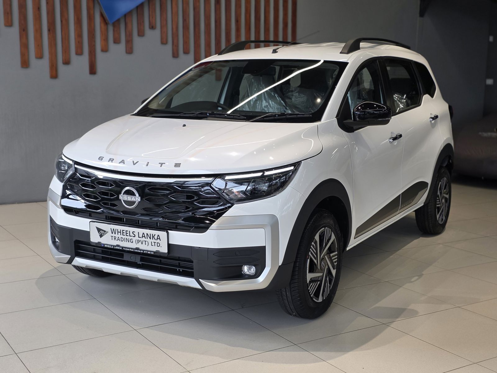 2026 Nissan Gravite Tekna Plus — photo 12