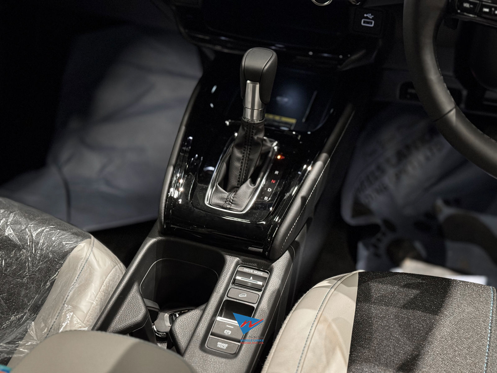 2025 Honda Vezel Z Play — photo 13