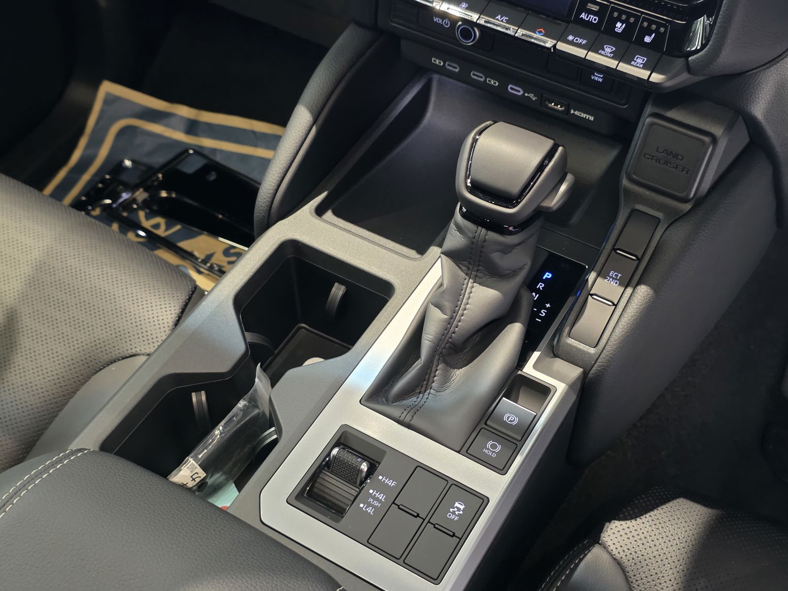2026 Toyota Prado 250 — photo 9