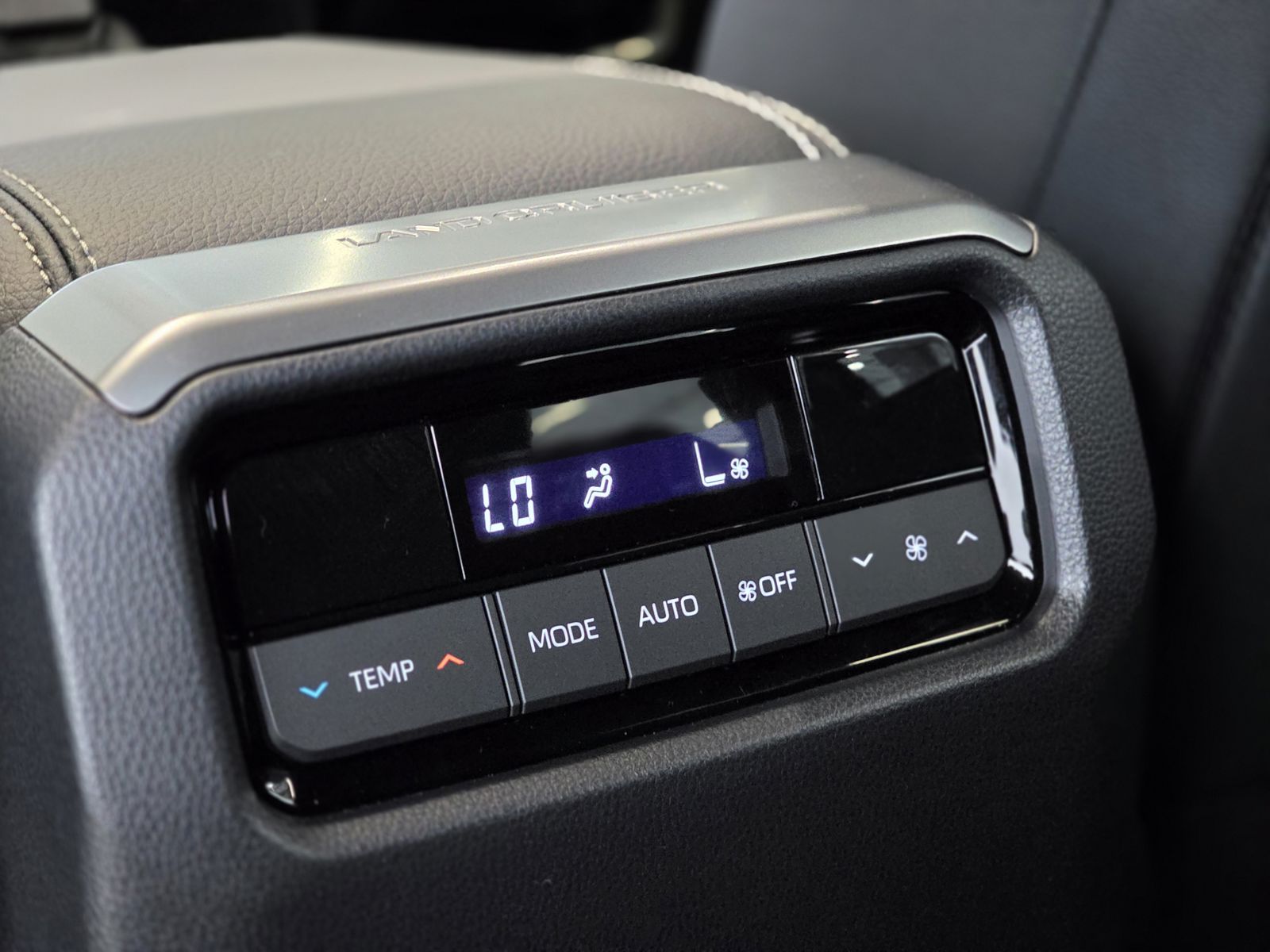 2026 Toyota Prado 250 — photo 17